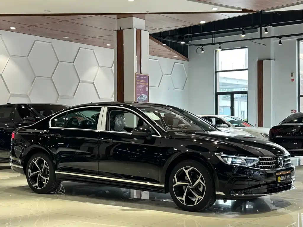 Volkswagen Magotan 2026 3000 380TSI DSG Luxury