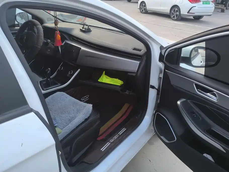 Chery Arrizo 5 — миниатюра 8