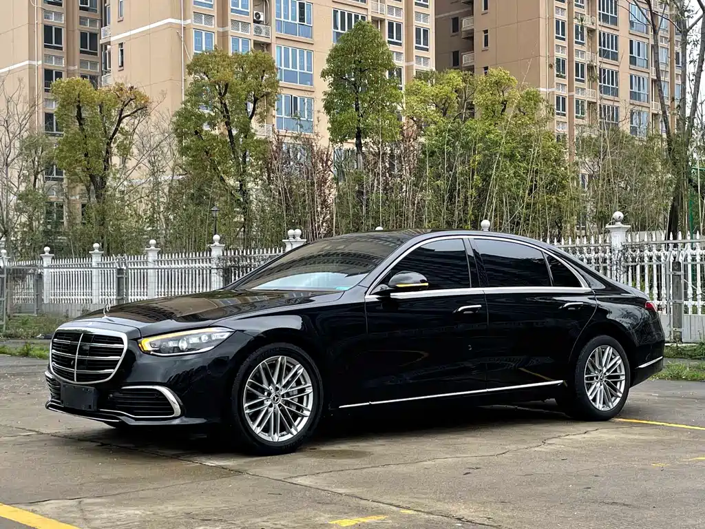 Mercedes-Benz S-Class 2021