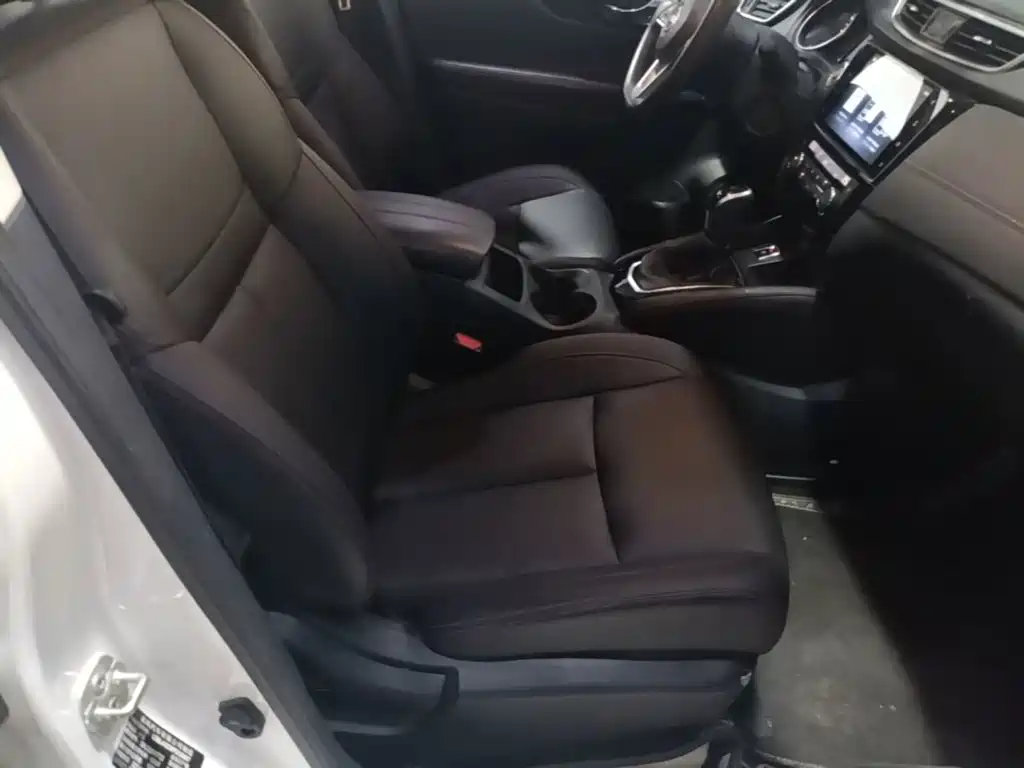 Nissan Qashqai — миниатюра 25