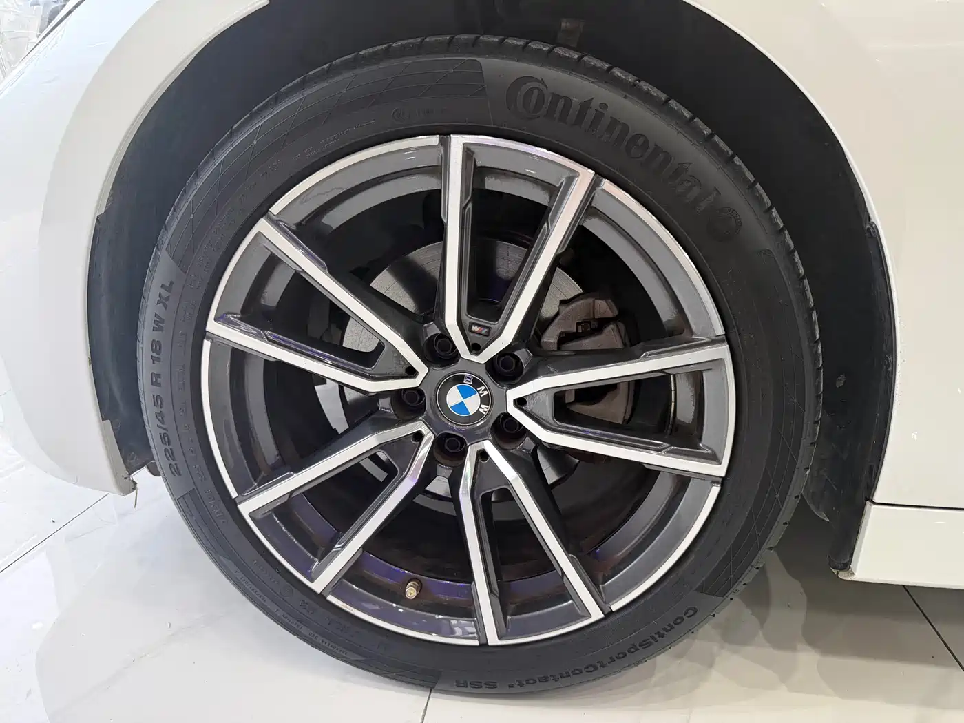 BMW 3 series id 4583651 из Китая 10