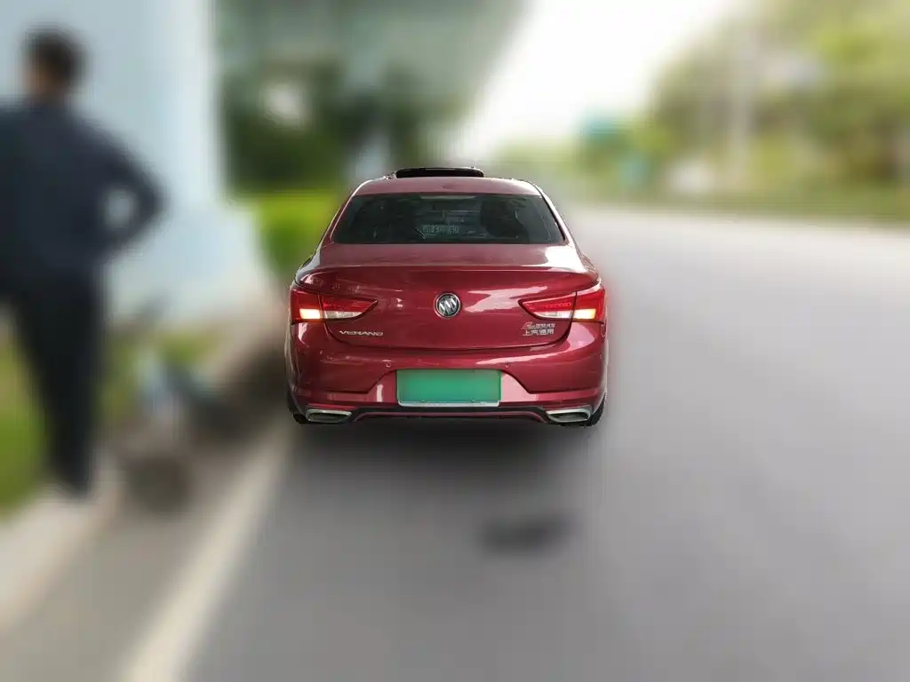 Buick Verano — миниатюра 5