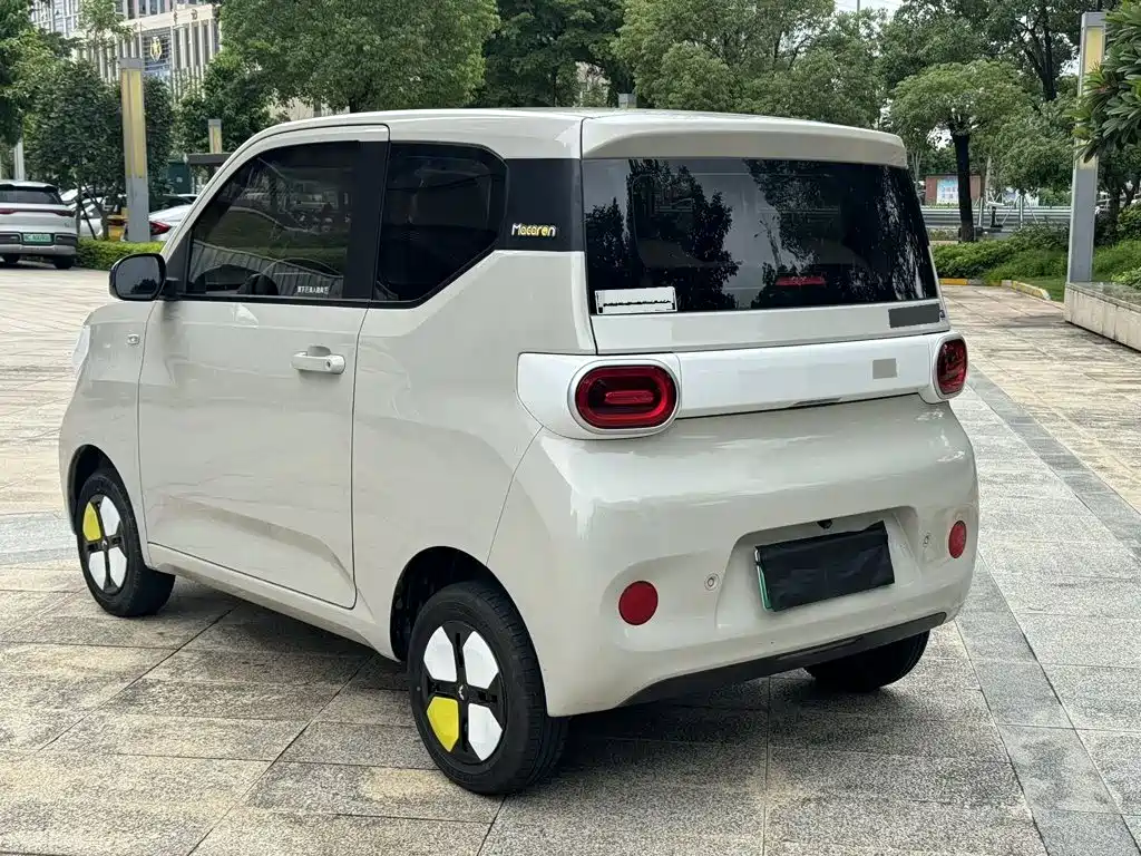Wuling MINIEV — миниатюра 6