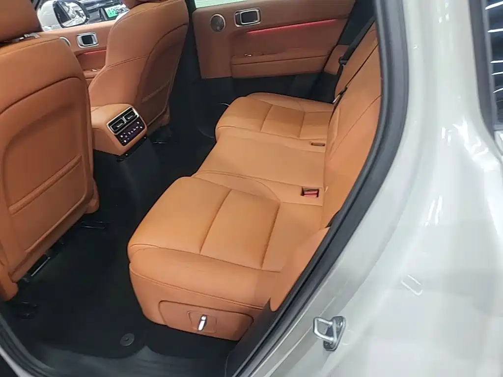 Li Auto Li L6 — миниатюра 17