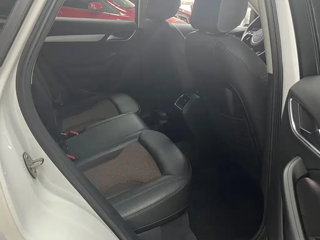 Audi Q3 — миниатюра 9