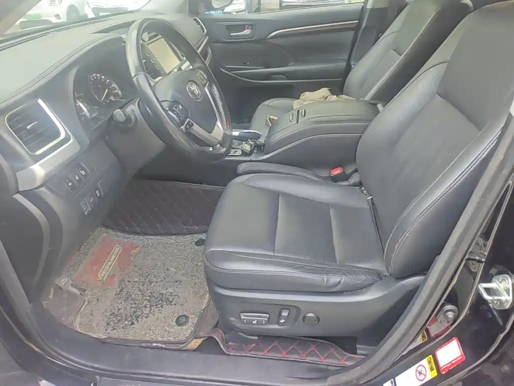 Toyota Highlander — миниатюра 20