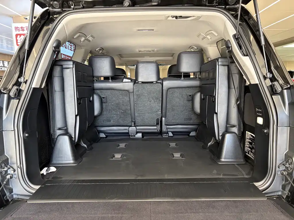 Lexus LX — миниатюра 21