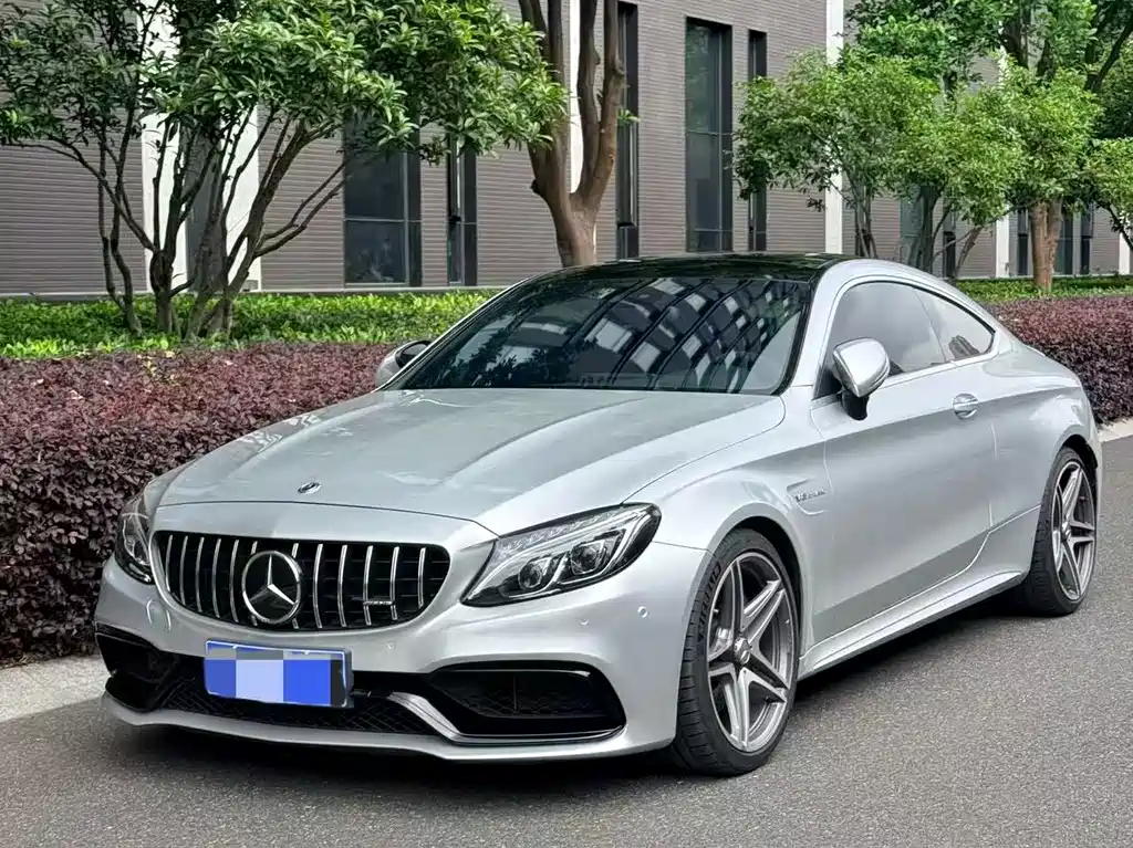 Купить Mercedes-Benz C-Class AMG