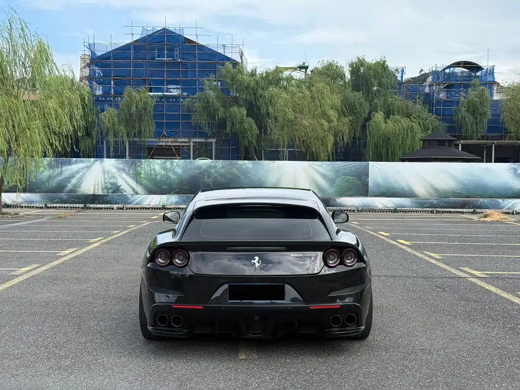 Ferrari GTC4Lusso — миниатюра 5