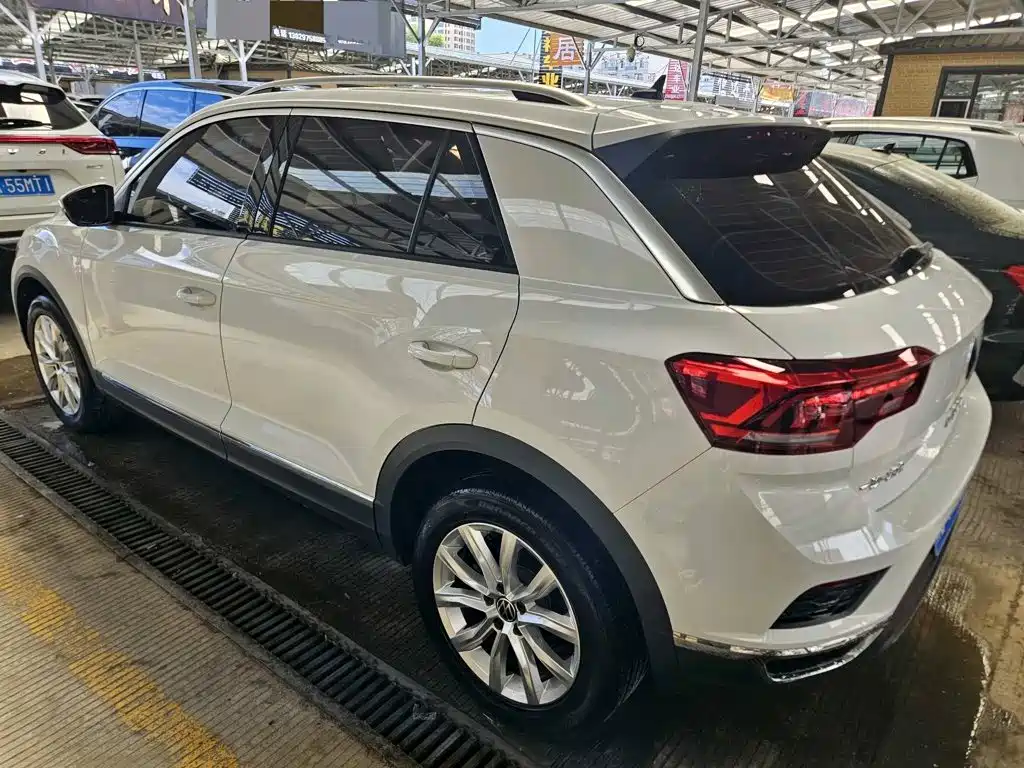 Volkswagen T-Roc — миниатюра 6