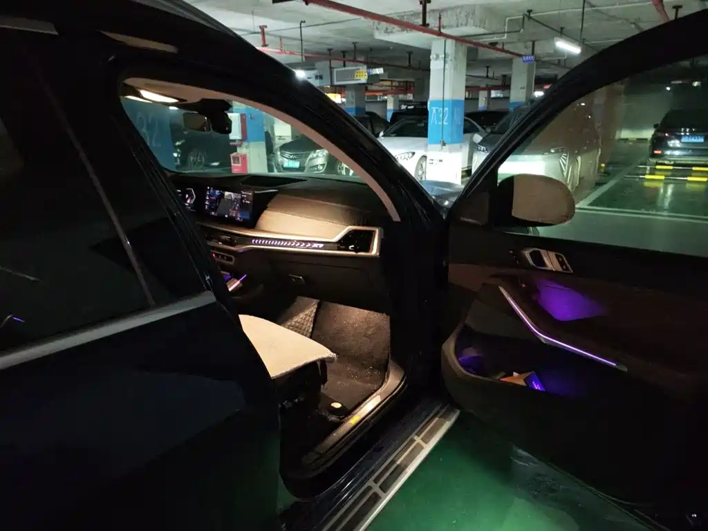 BMW X7 — миниатюра 20