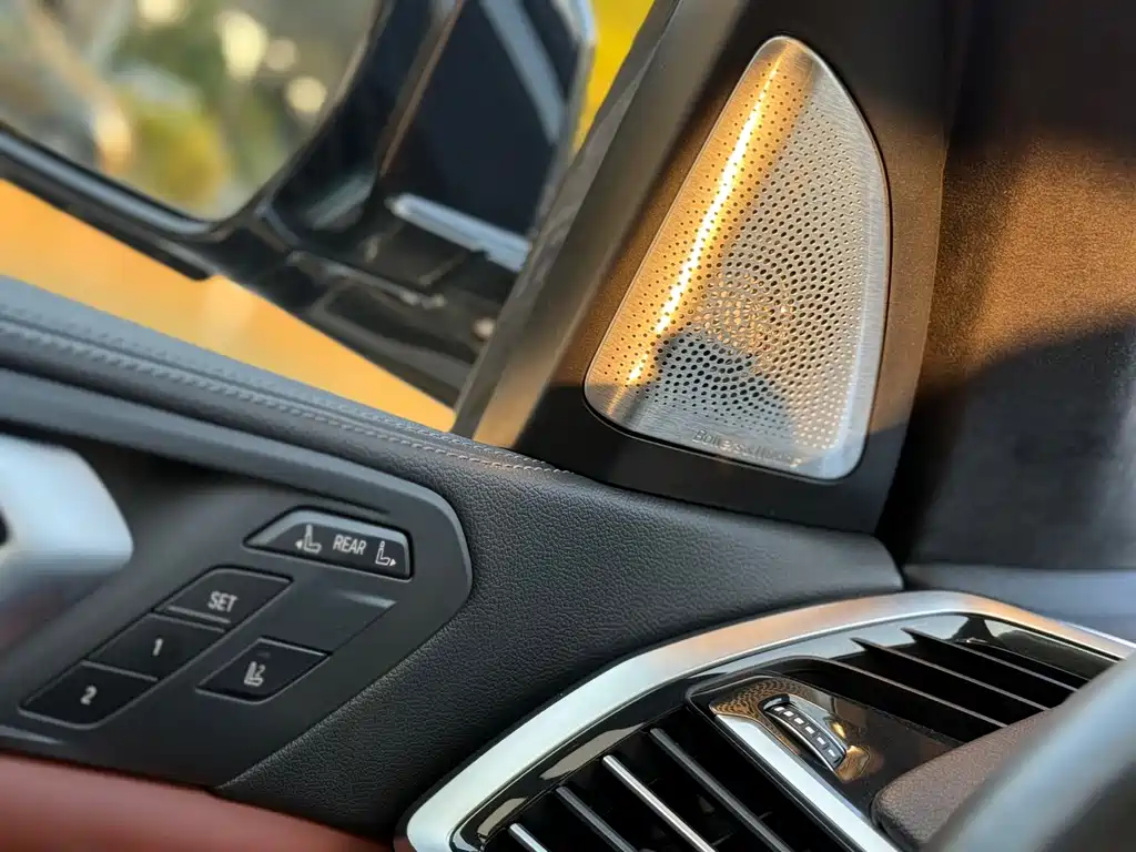 BMW X7 — миниатюра 23