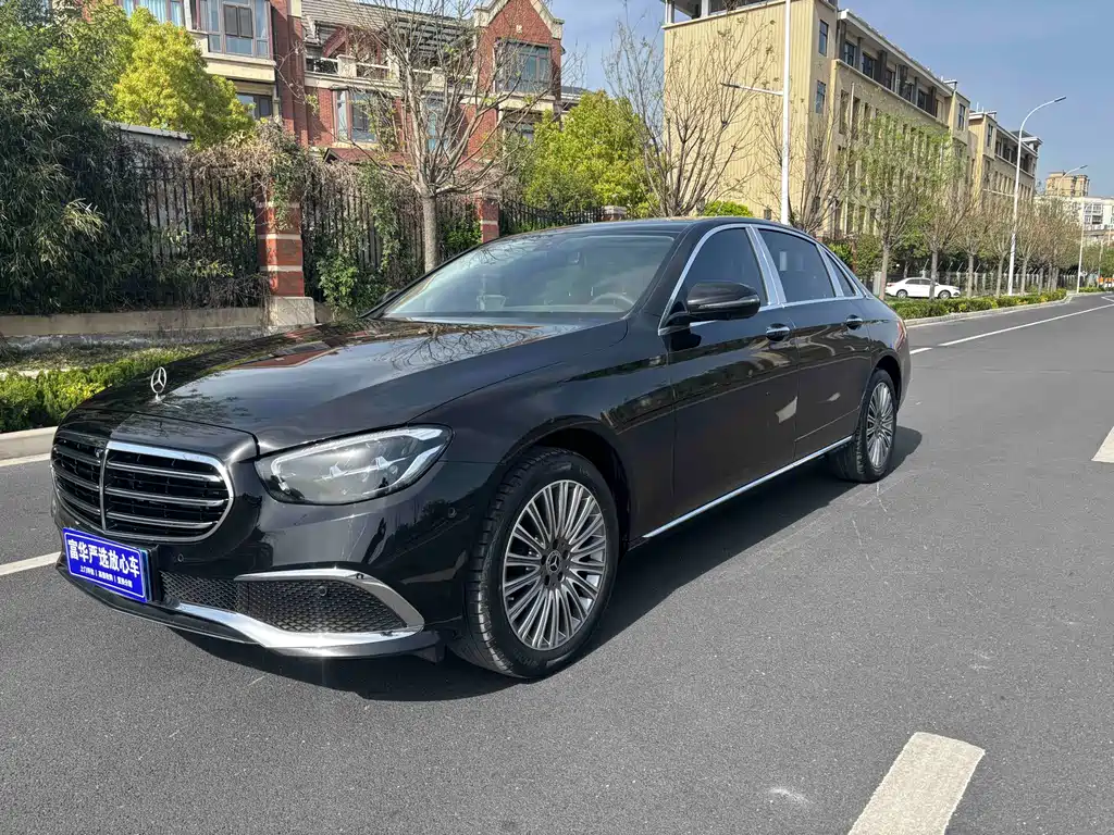 Mercedes-Benz E-Class 2023