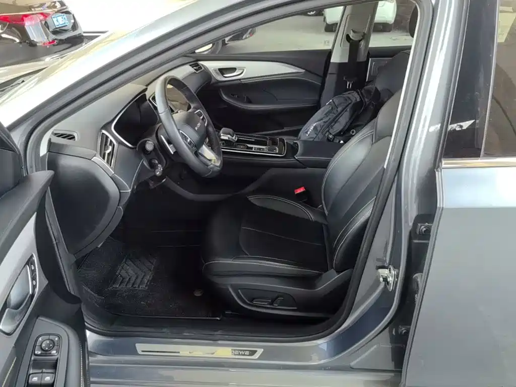 Roewe i6 MAX — миниатюра 15