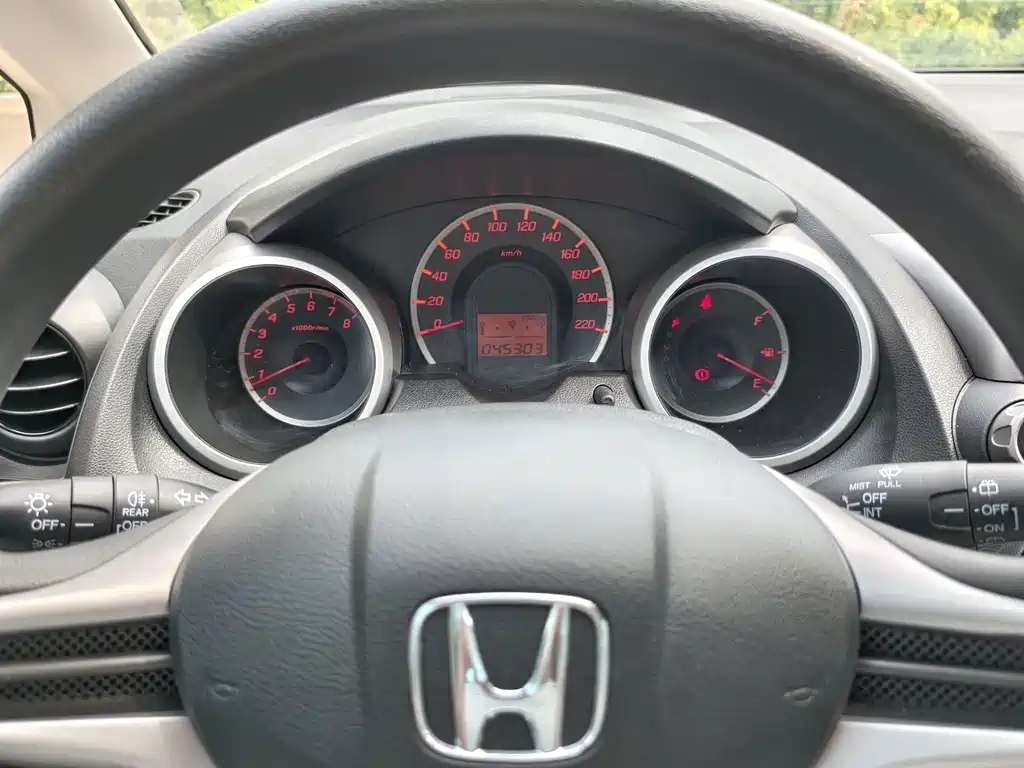Honda Fit — миниатюра 14