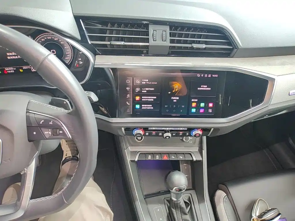 Audi Q3 — миниатюра 13