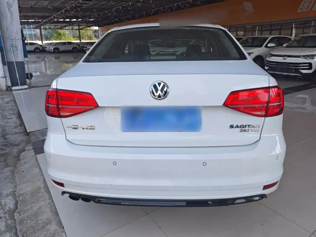 Volkswagen Sagitar — миниатюра 6