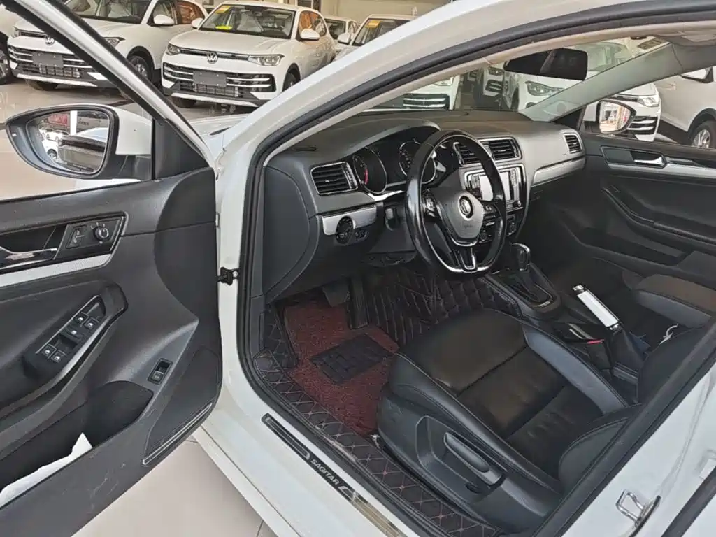 Volkswagen Sagitar — миниатюра 16