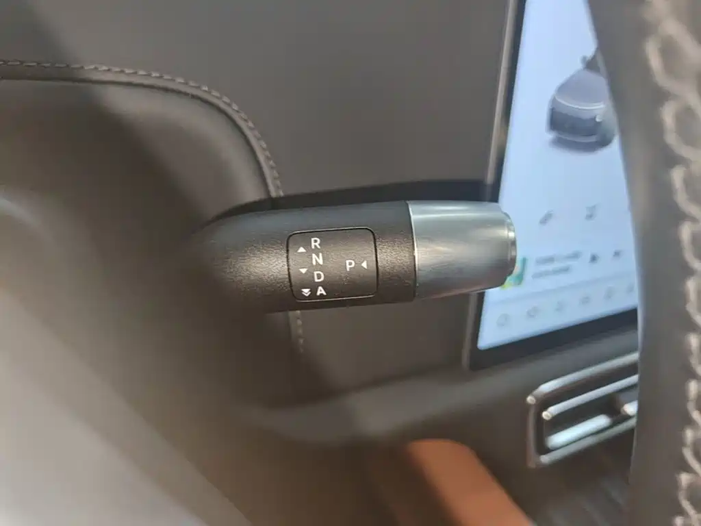 Li Auto Li L9 — миниатюра 14