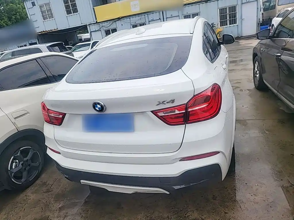 BMW X4 — миниатюра 6