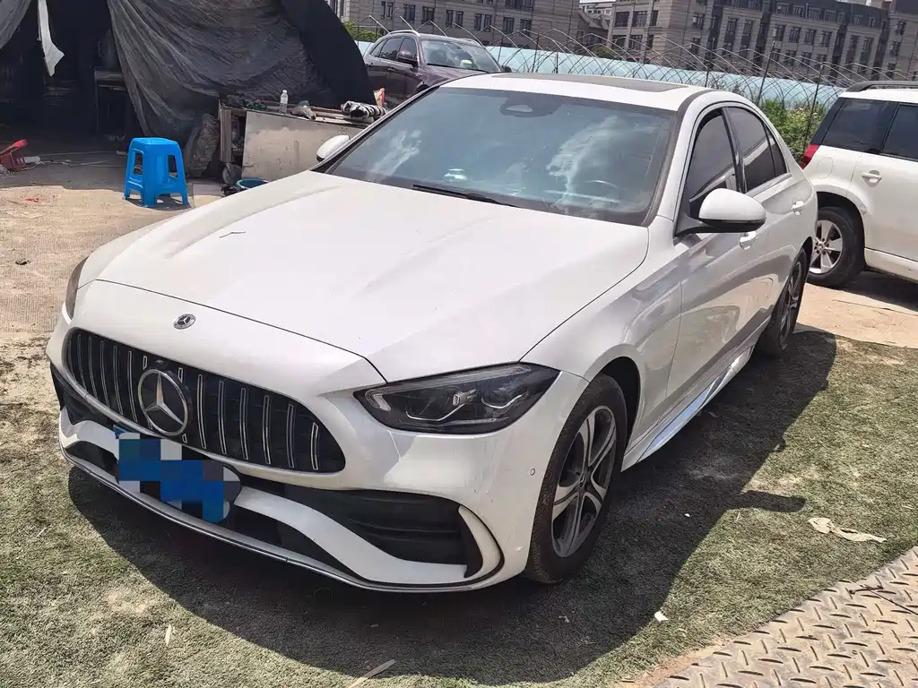 Mercedes-Benz C-Class 2022