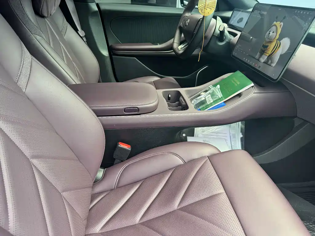 NIO ET5T — миниатюра 11