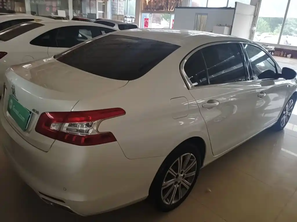 Peugeot 408 — миниатюра 7