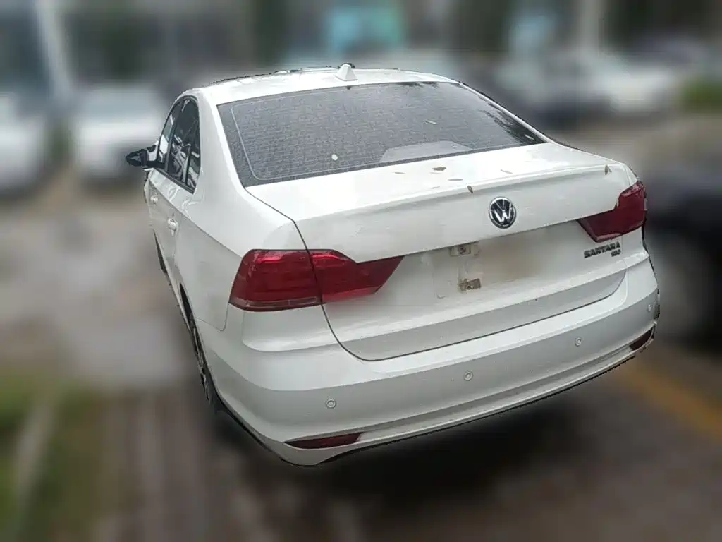 Volkswagen Santana — миниатюра 7
