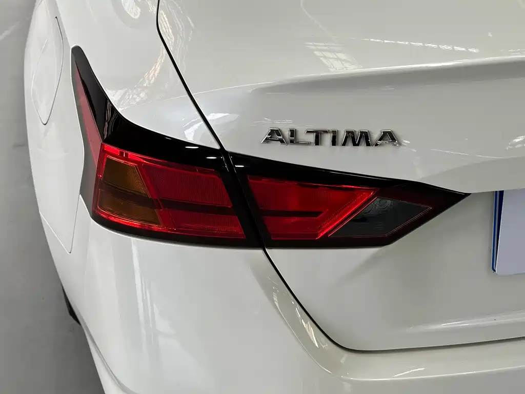 Nissan Altima 2019 2.0T XL Upper Smart