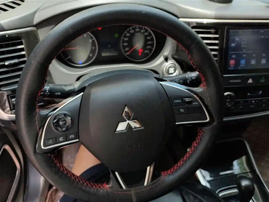 Mitsubishi Outlander — фотографии объявления, Фото 15