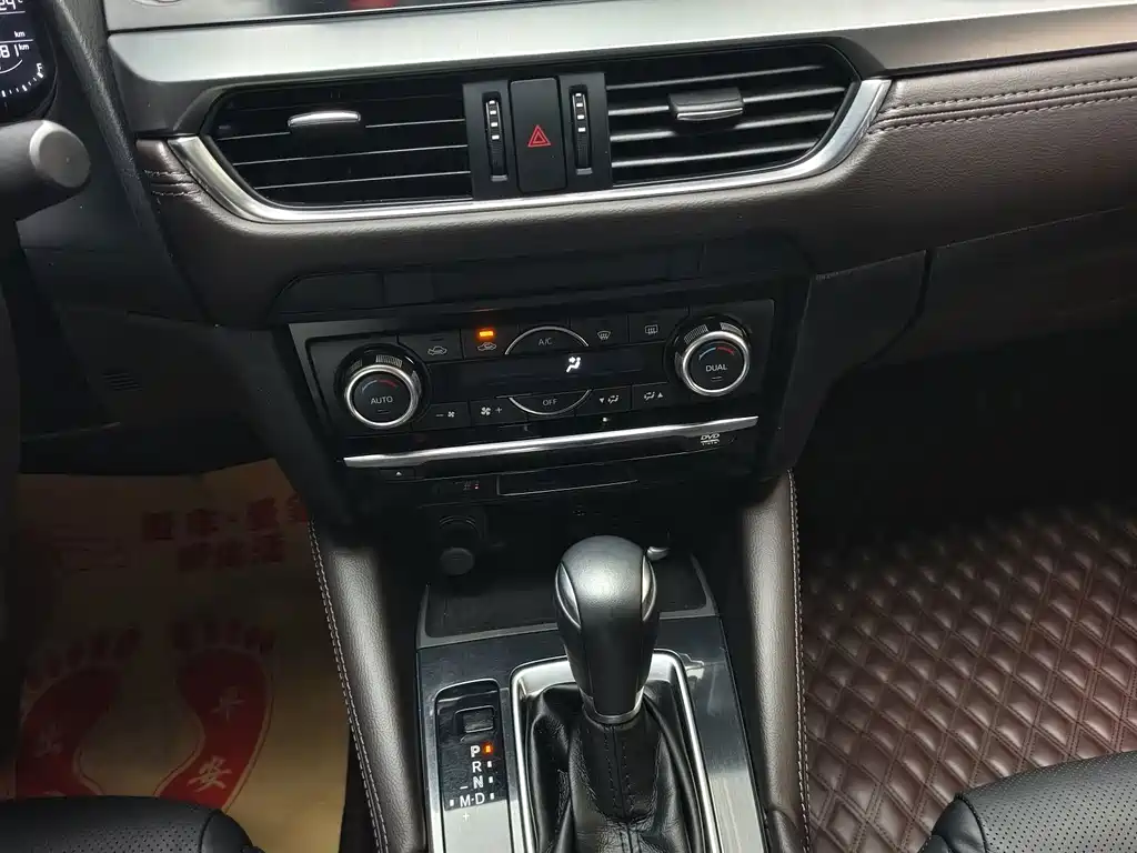 Mazda Atenza — миниатюра 6