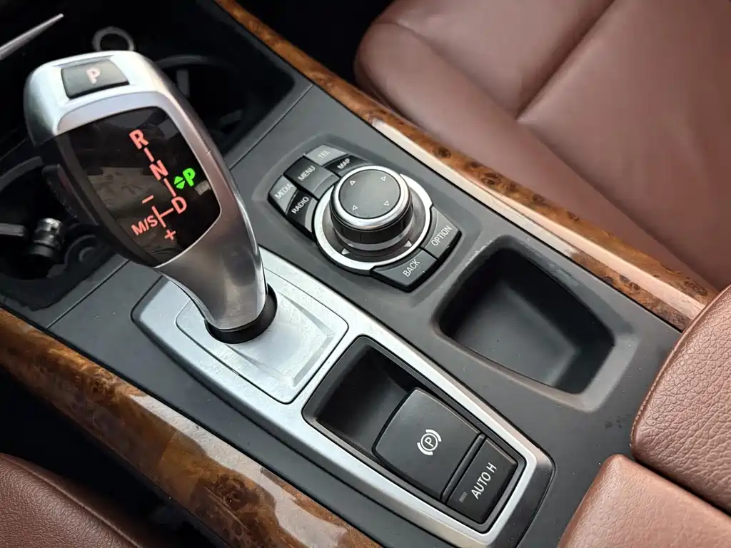 BMW X5 (Import) — миниатюра 19