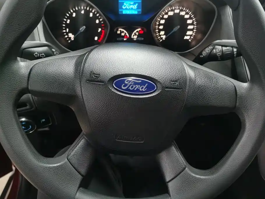 Ford Focus — миниатюра 15