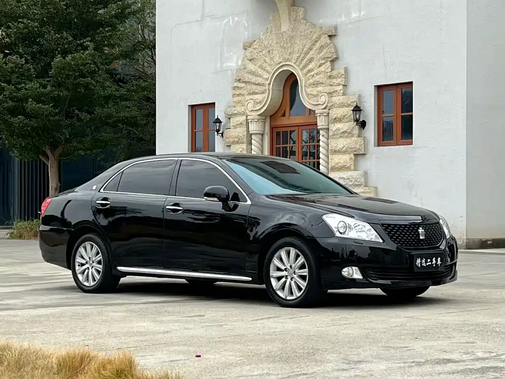 Toyota Crown 2011 2.5L Royal