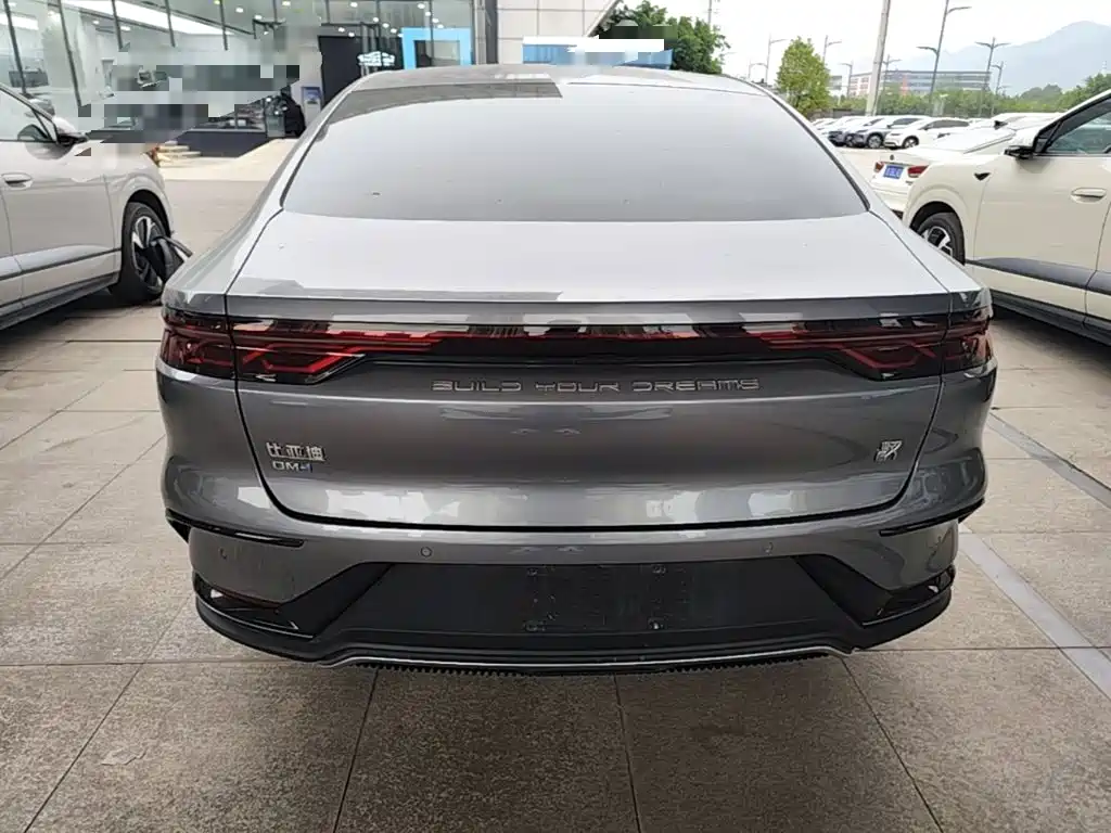 BYD Han — миниатюра 6