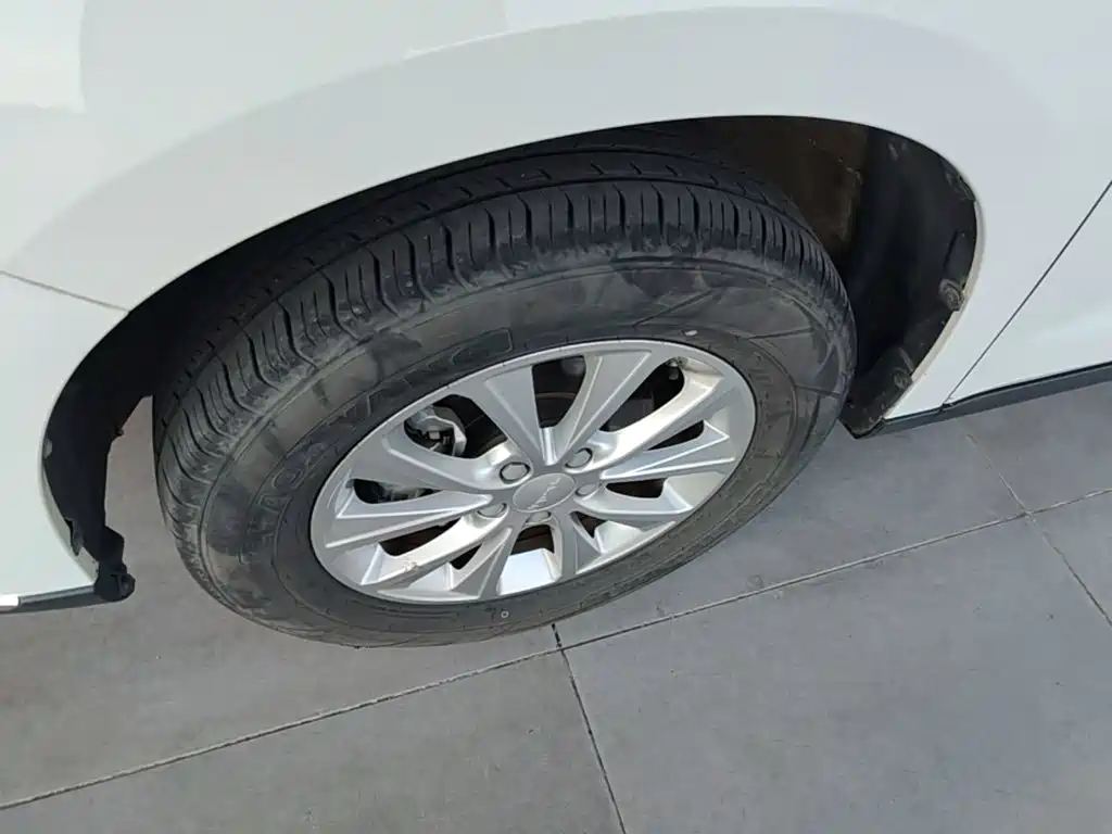 Haval M6 — миниатюра 23