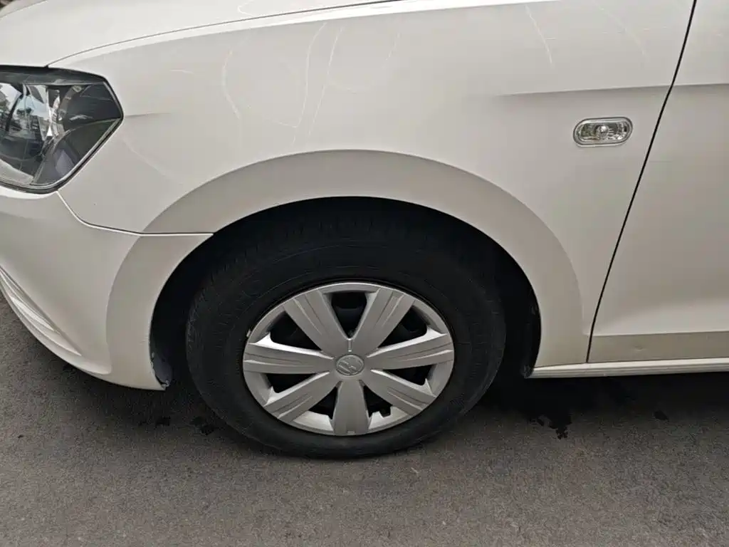 Volkswagen Jetta — миниатюра 23
