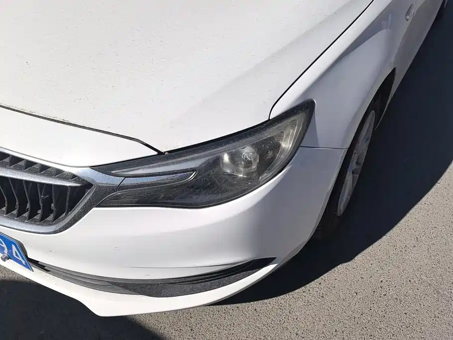 Buick Excelle — миниатюра 5