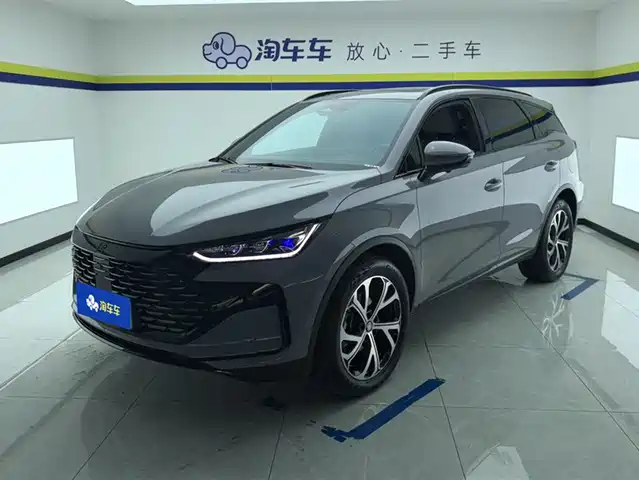 2025 BYD Tang