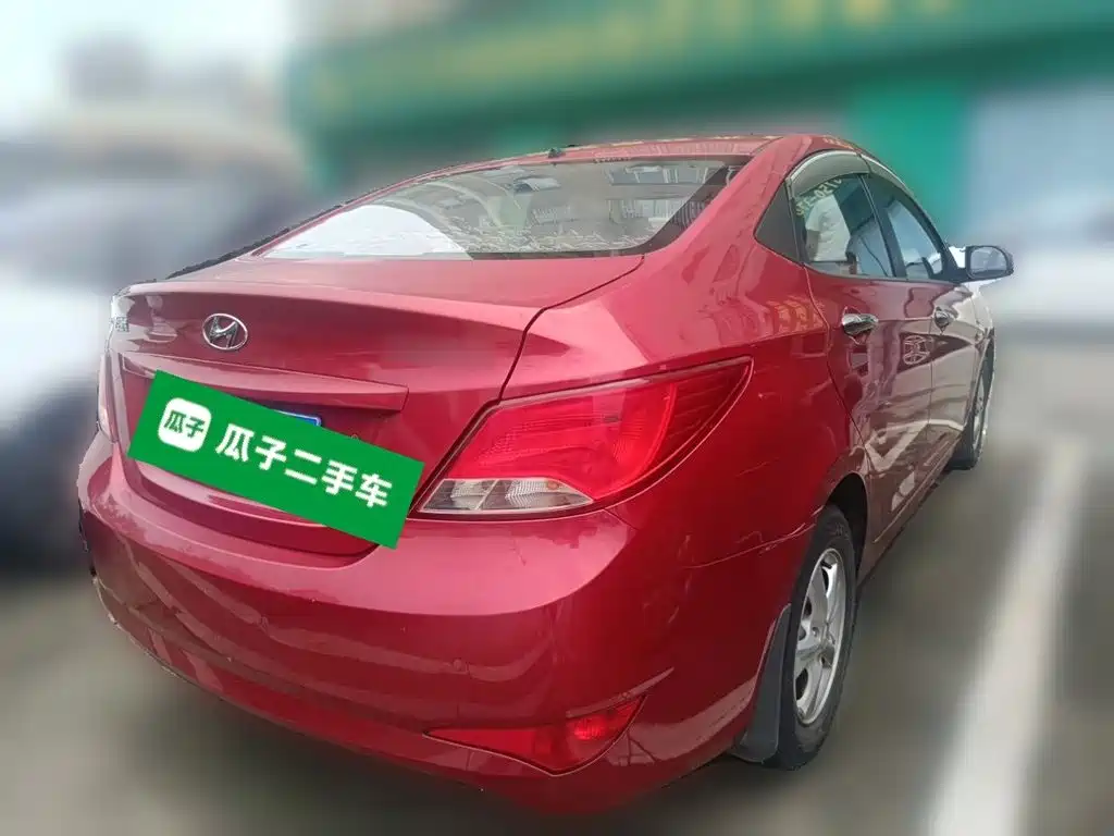 Hyundai Verna — миниатюра 4