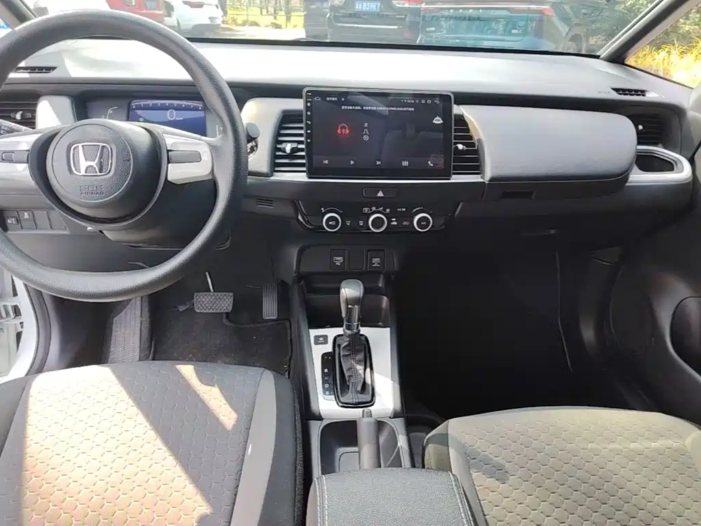 Honda Fit — миниатюра 11