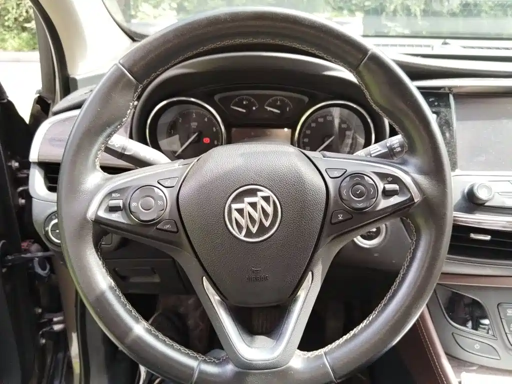 Buick Envision Plus — миниатюра 3