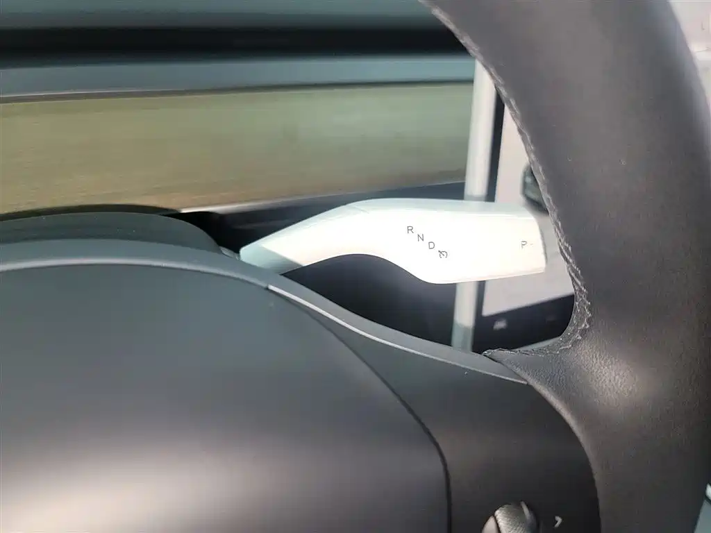 Tesla Model Y — фотографии объявления, Фото 14
