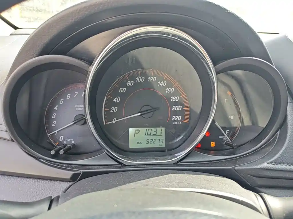 Toyota Yaris L — миниатюра 12