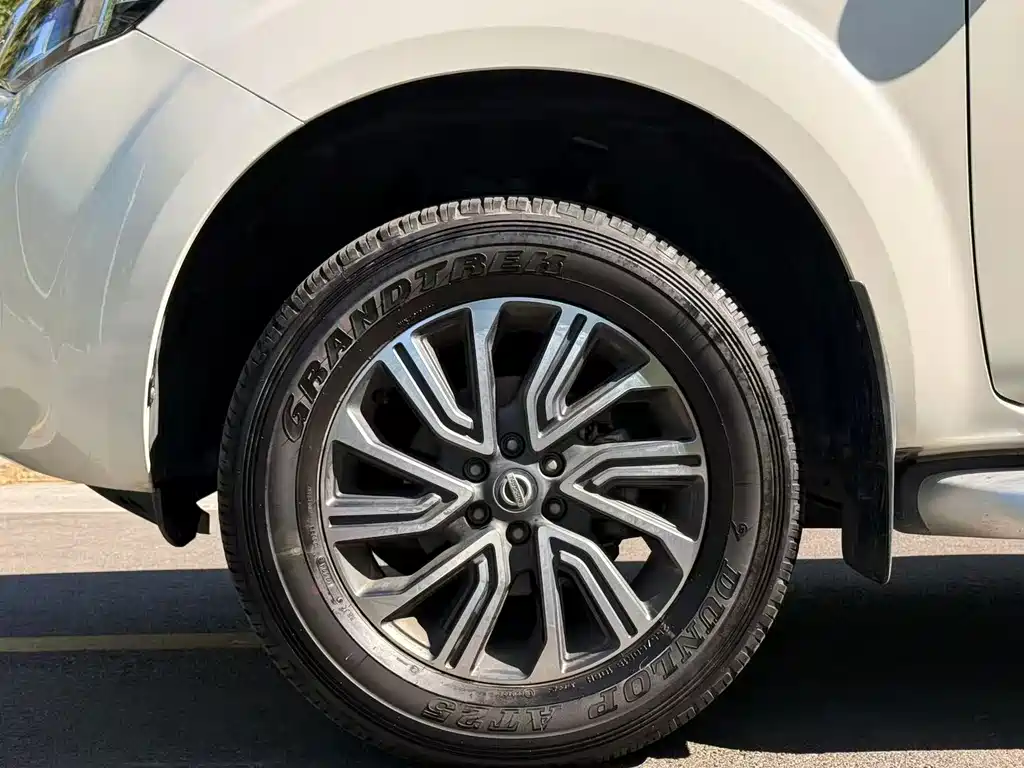 Nissan Terra — миниатюра 21