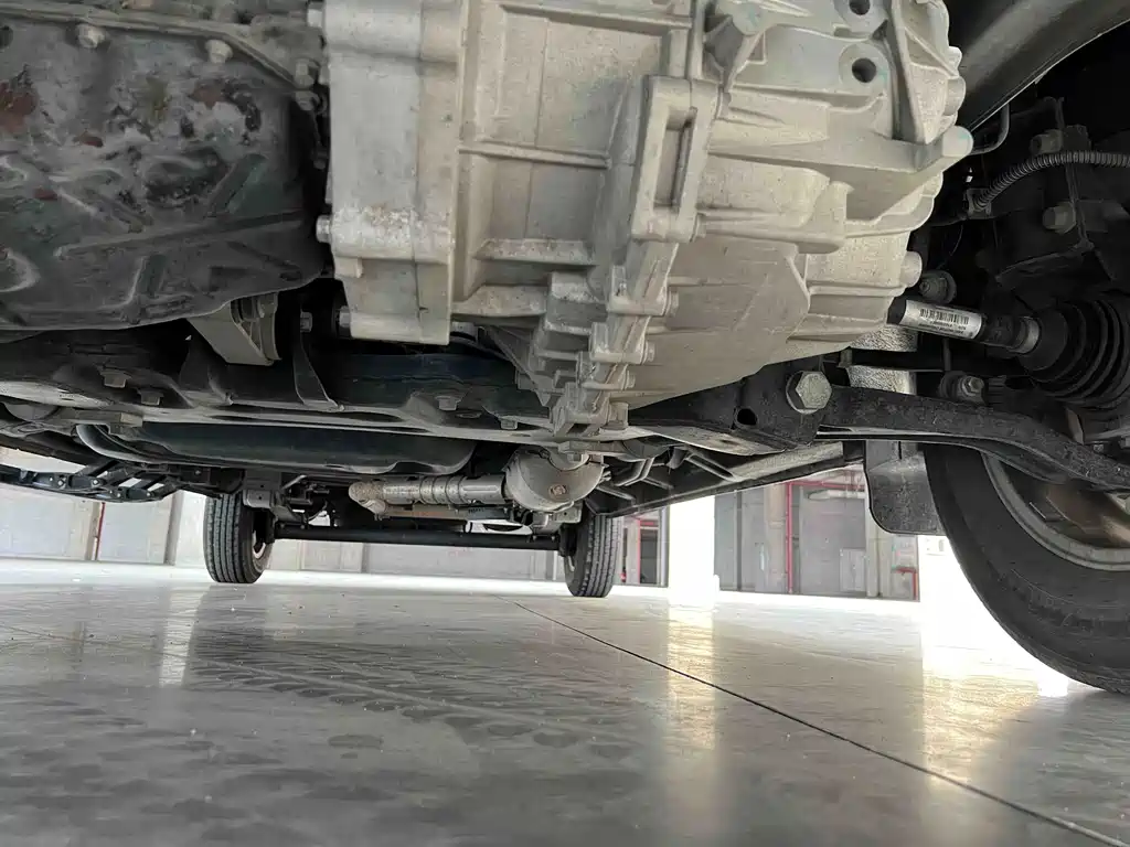 MAXUS V80 — миниатюра 18