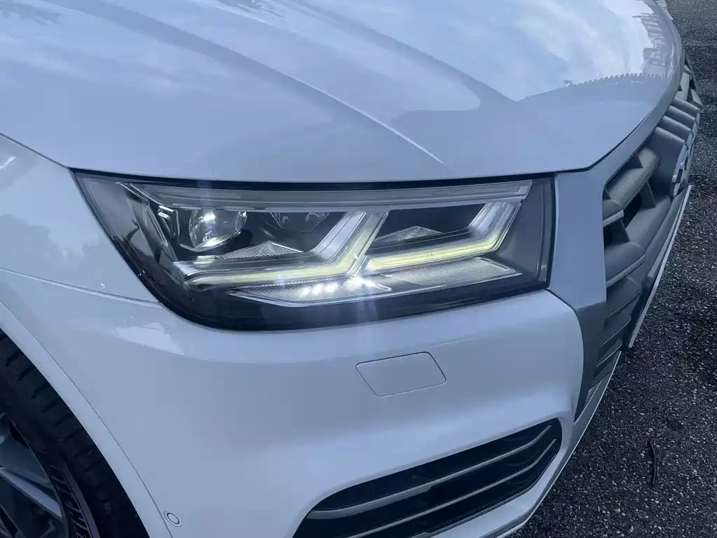 Audi Q5L — миниатюра 6