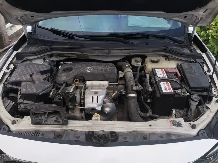 Buick Excelle — миниатюра 10