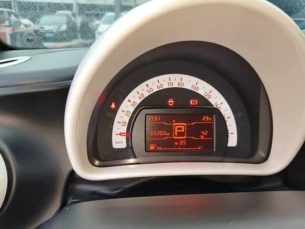 smart Smart Fortwo — миниатюра 12