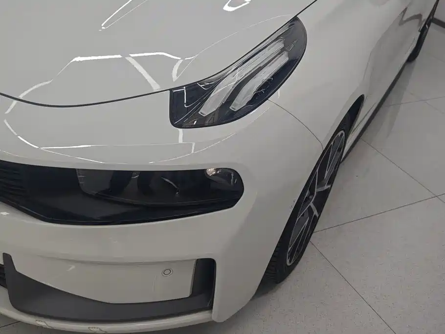 Lynk & Co 03 — миниатюра 5